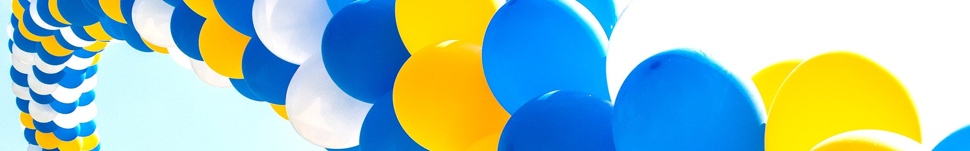 Balloons Fly in UCR School Colors During Involvement Fair